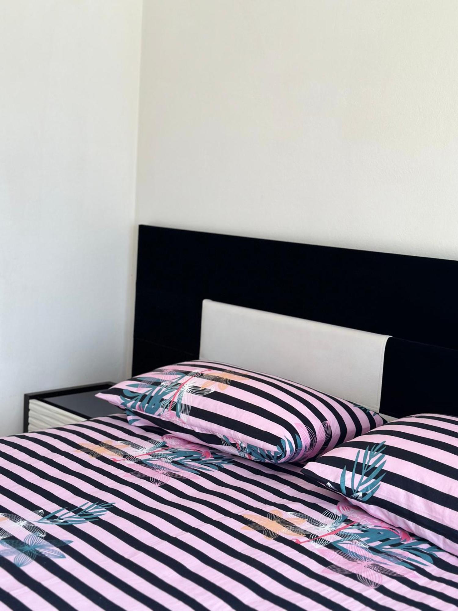 Tini Sea View Apartment Sarandë Eksteriør bilde